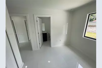 298 NW 97th St #2, Miami, FL 33150 - Photo 25