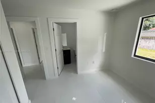 298 NW 97th St, Miami, FL 33150 - Photo 25