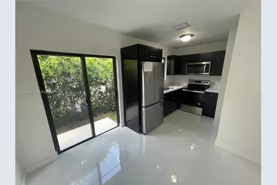 298 NW 97th St #2, Miami, FL 33150 - Photo 9
