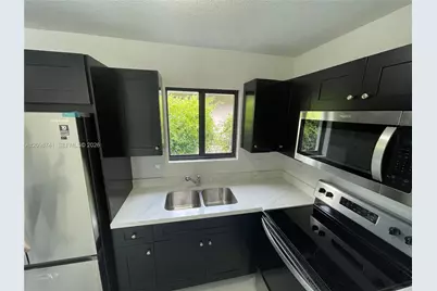 298 NW 97th St #2, Miami, FL 33150 - Photo 11
