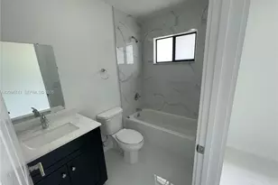 298 NW 97th St, Miami, FL 33150 - Photo 27
