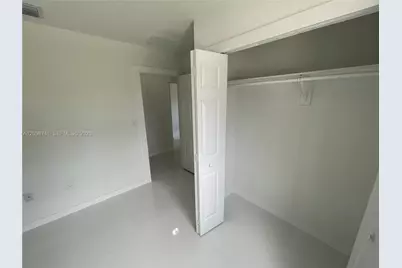 298 NW 97th St #2, Miami, FL 33150 - Photo 21
