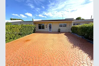 10110 SW 23rd Ter, Miami, FL 33165 - Photo 3