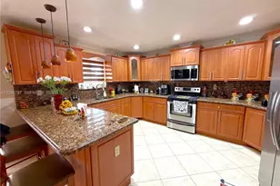 10110 SW 23rd Terrace, Miami, FL 33165 - Photo 33