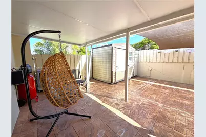 10110 SW 23rd Ter, Miami, FL 33165 - Photo 39