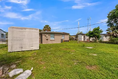 2308 NW 13th Ct, Fort Lauderdale, FL 33311 - Photo 19