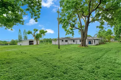 17640 SW 52nd Ct, Southwest Ranches, FL 33331 - Photo 9