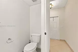4904 SW 31st Terrace, Dania Beach, FL 33312 - Photo 5