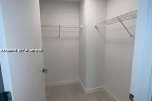 77 SE 5th St, Miami, FL 33131 - Photo 43