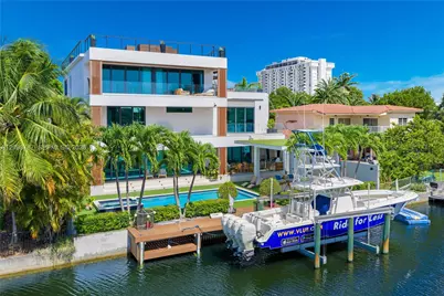 13145 Coronado Dr, North Miami, FL 33181 - Photo 15