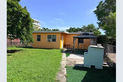 2772 SW 23 Terr #0, Miami, FL 33145 - Photo 1