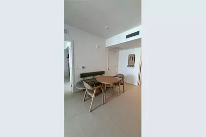 159 NE 6th St #4404, Miami, FL 33132 - Photo 5