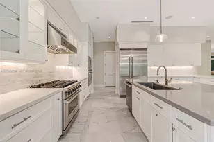 11701 SW 69th Ct, Pinecrest, FL 33156 - Photo 17