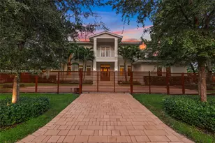 11701 SW 69th Ct, Pinecrest, FL 33156 - Photo 1