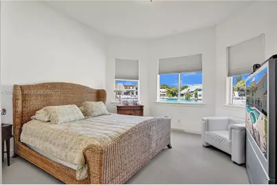 1130 Harbor Ct, Hollywood, FL 33019 - Photo 27