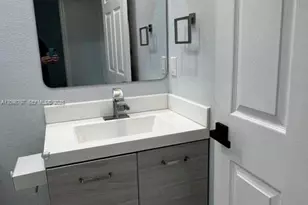 7031 NW 20th Ave, Miami, FL 33147 - Photo 31