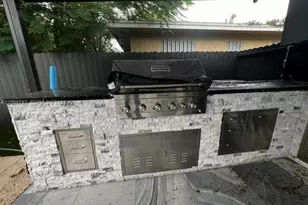 7031 NW 20th Ave, Miami, FL 33147 - Photo 5