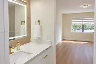 12600 SW 5th Ct, Pembroke Pines, FL 33027 - Photo 21