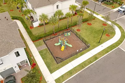 369 NW 8th Ct, Pompano Beach, FL 33060 - Photo 5