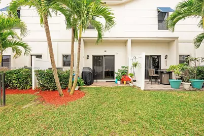 369 NW 8th Ct, Pompano Beach, FL 33060 - Photo 9