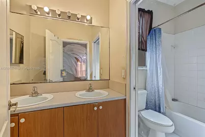 3940 NE 10th Dr, Homestead, FL 33033 - Photo 23