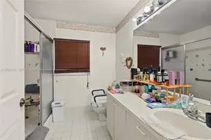 9528 NW 53rd St, Sunrise, FL 33351 - Photo 15