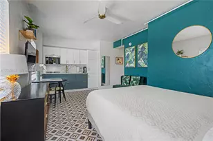 255 W 24th St, Miami Beach, FL 33140 - Photo 5