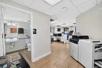 1780 NW 93rd Ave, Doral, FL 33172 - Photo 25