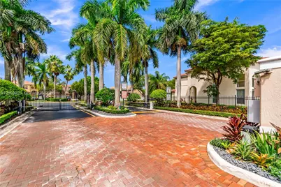 3742 NE 13th St, Homestead, FL 33033 - Photo 11