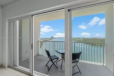 300 Bayview Dr #1710, Sunny Isles Beach, FL 33160 - Photo 15