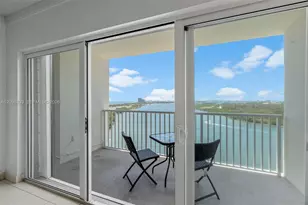 300 Bayview Dr, Sunny Isles Beach, FL 33160 - Photo 15