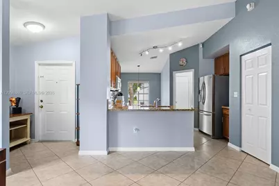 4317 SW 134th Ave, Miramar, FL 33027 - Photo 5