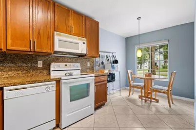 4317 SW 134th Ave, Miramar, FL 33027 - Photo 7