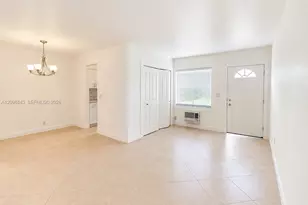 101 SE 9th St, Hallandale Beach, FL 33009 - Photo 5