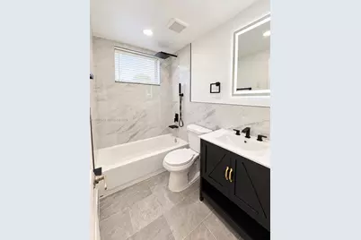 101 SE 9th St #8, Hallandale Beach, FL 33009 - Photo 3