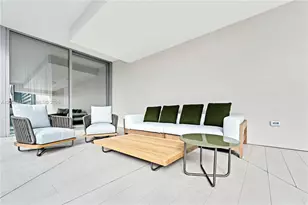 300 Biscayne Blvd Way, Miami, FL 33131 - Photo 11
