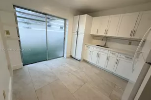 11320 Peachtree Dr, Miami, FL 33161 - Photo 1