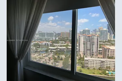 300 Bayview Dr #PH11, Sunny Isles Beach, FL 33160 - Photo 11