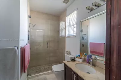 11530 NW 82nd Ter #0, Doral, FL 33178 - Photo 17