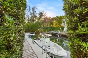 3520 Rockerman Rd, Miami, FL 33133 - Photo 31