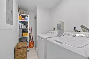 9315 SW 172nd Terrace, Palmetto Bay, FL 33157 - Photo 23