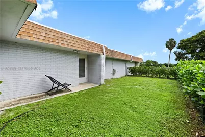 6204 Jacaranda Cir, Tamarac, FL 33319 - Photo 41