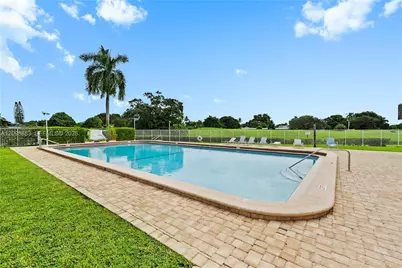 6204 Jacaranda Cir, Tamarac, FL 33319 - Photo 43