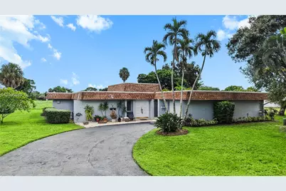 6204 Jacaranda Cir, Tamarac, FL 33319 - Photo 3
