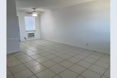 5300 Hollywood Blvd #10, Hollywood, FL 33021 - Photo 7