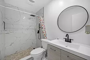 230 N 67th Ave, Hollywood, FL 33024 - Photo 21