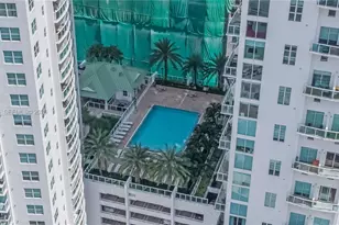 41 SE 5th St, Miami, FL 33131 - Photo 43