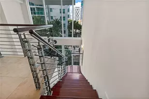 41 SE 5th St, Miami, FL 33131 - Photo 29