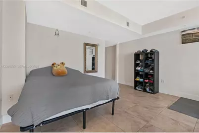 41 SE 5th St #811, Miami, FL 33131 - Photo 7