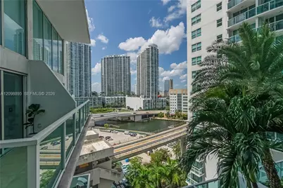 41 SE 5th St #811, Miami, FL 33131 - Photo 39